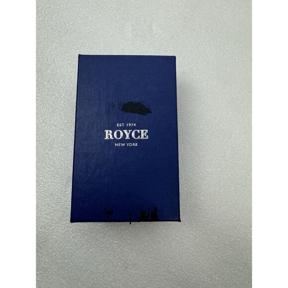 Royce Compact Manicure Grooming Kit - Picture 6 of 6